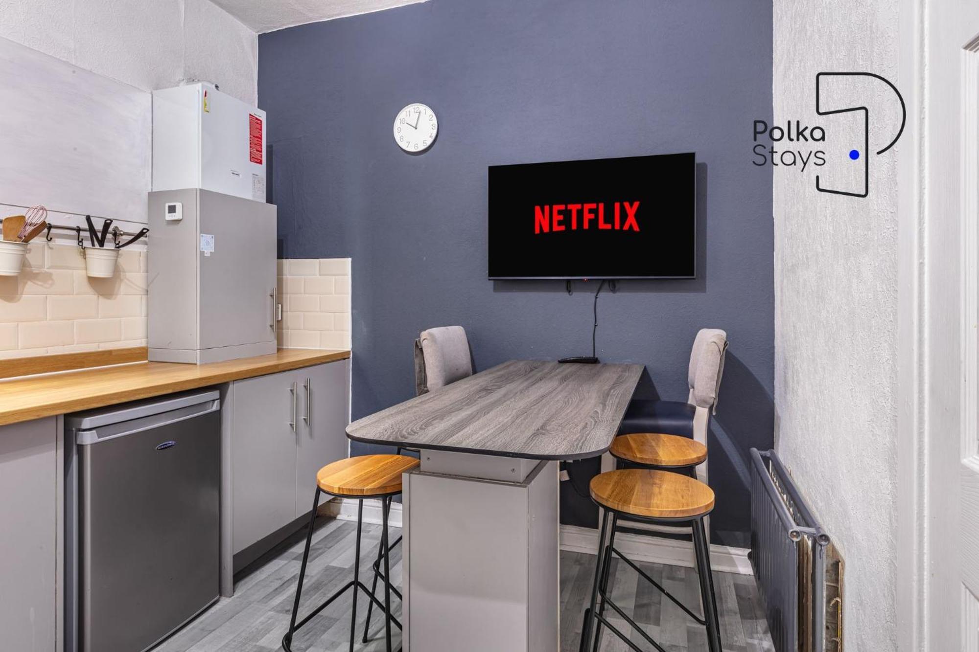 Polkadot Winter Gardens - Large Modern Apartments In Blackpool By Polkastays Extérieur photo