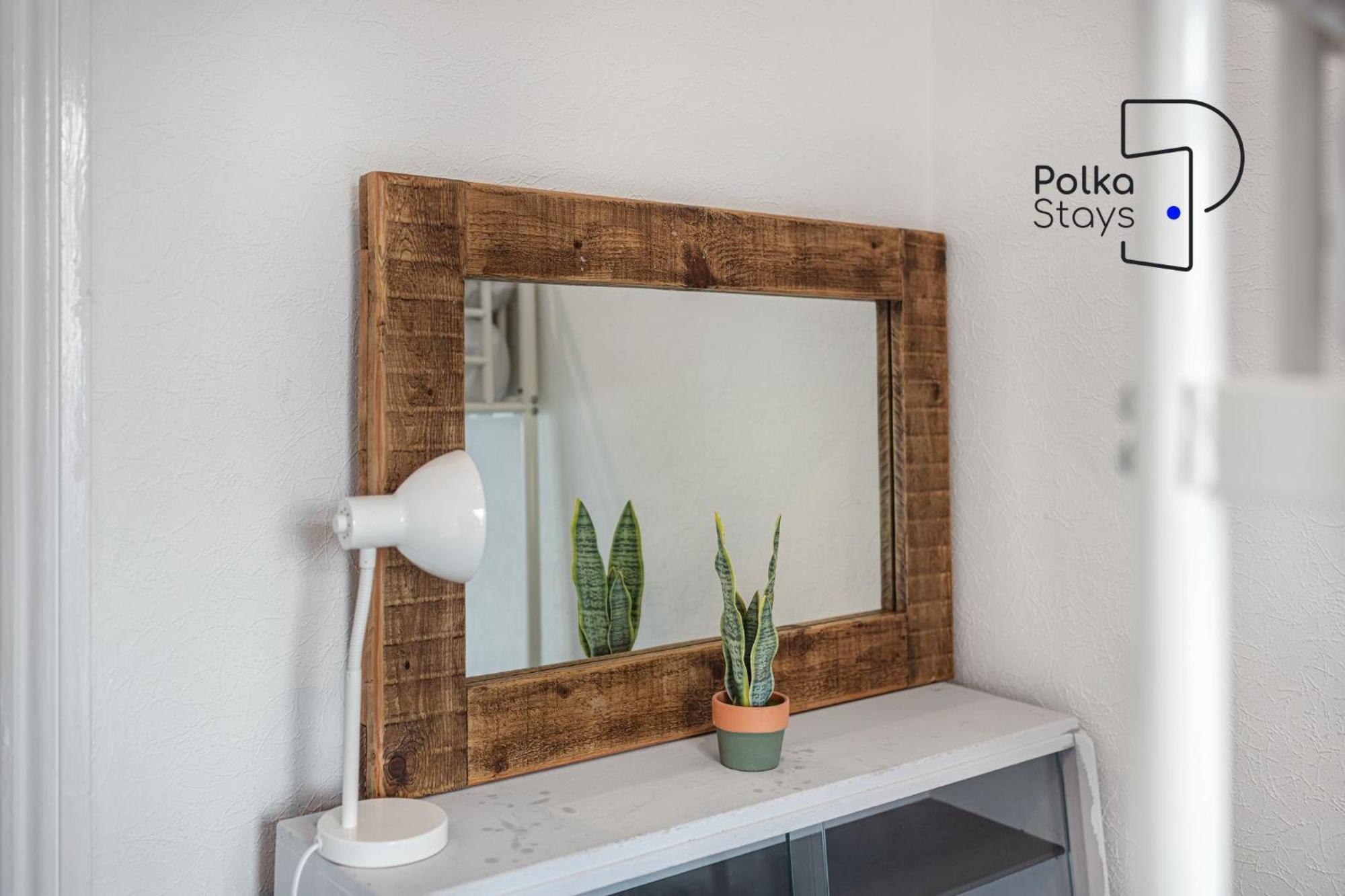Polkadot Winter Gardens - Large Modern Apartments In Blackpool By Polkastays Extérieur photo